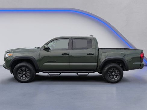 Used 2021 Toyota Tacoma SR5 w/ Trail Edition RWD image 5