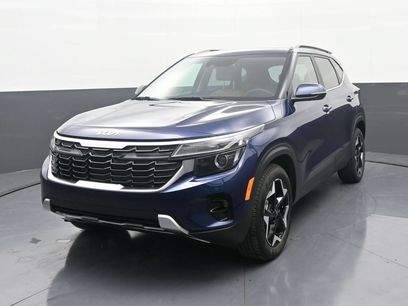 Used 2025 Kia Seltos EX w/ EX Sunroof Package