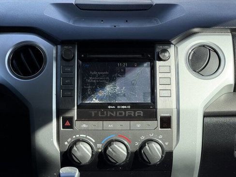 Used 2015 Toyota Tundra SR5 w/ SR5 Upgrade Package image 17