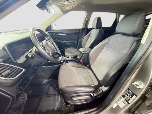 Used 2024 Kia Seltos S FWD image 21