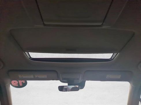 Used 2019 Honda Pilot Touring image 23