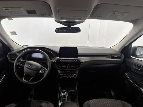 Used 2024 Ford Escape Active AWD/4WD image 2