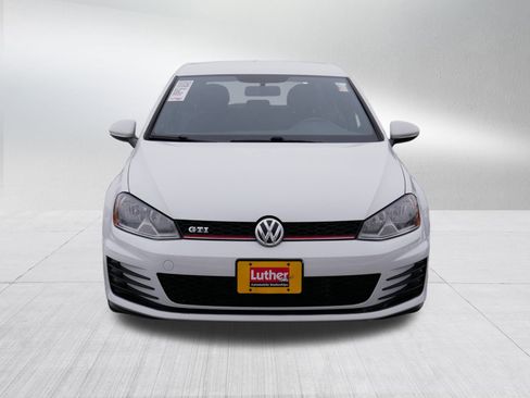 Used 2017 Volkswagen GTI S image 2
