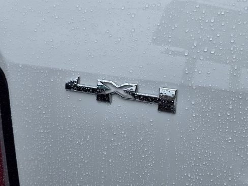 Used 2015 GMC Canyon SLE w/ SLE Convenience Package image 15