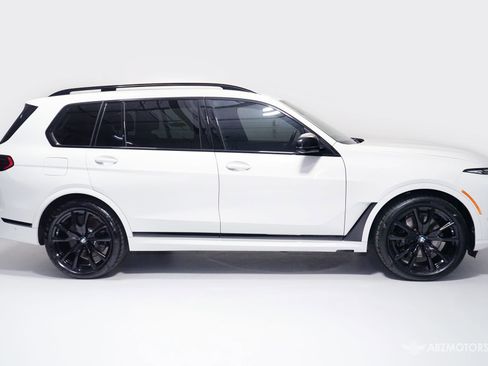 Used 2024 BMW X7 M60i AWD/4WD image 3