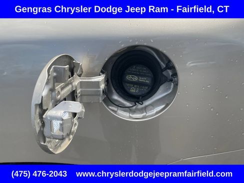 Used 2015 Lexus RX 450h AWD image 35