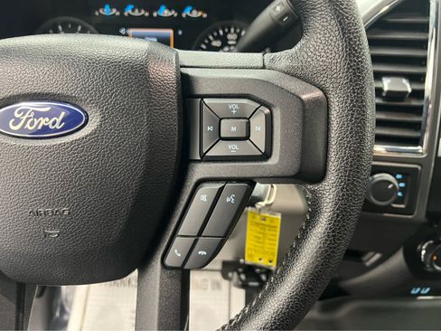 Used 2016 Ford F150 XLT w/ Equipment Group 302A Luxury image 16