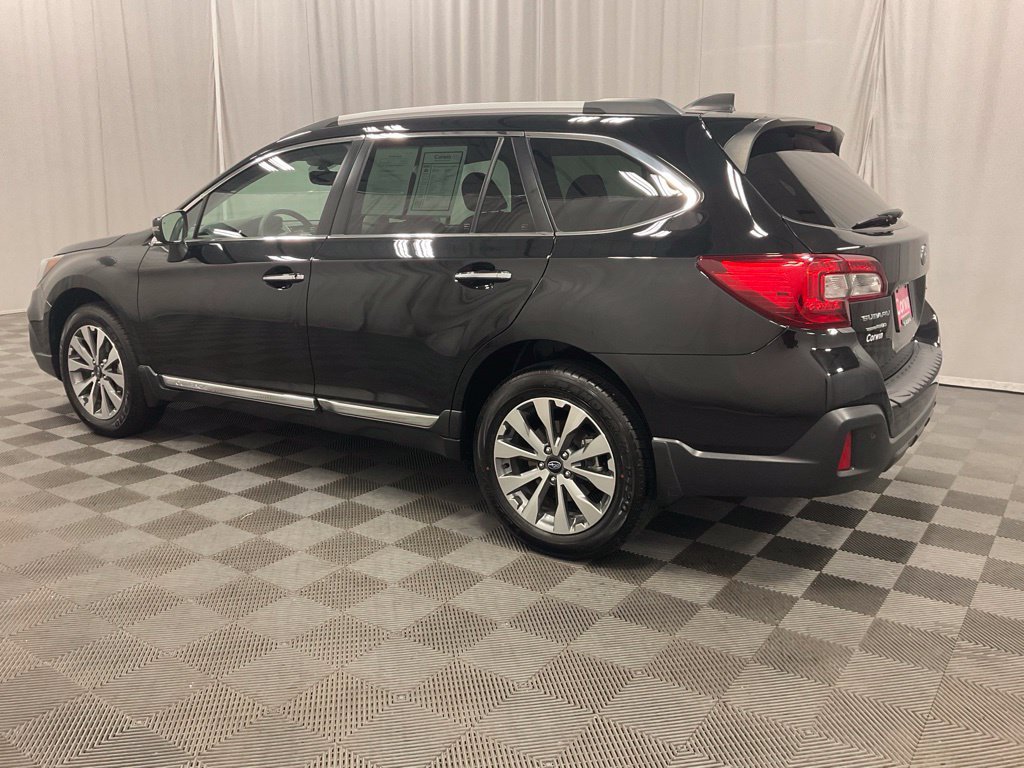 Used 2019 Subaru Outback 2.5i Touring AWD/4WD image 4