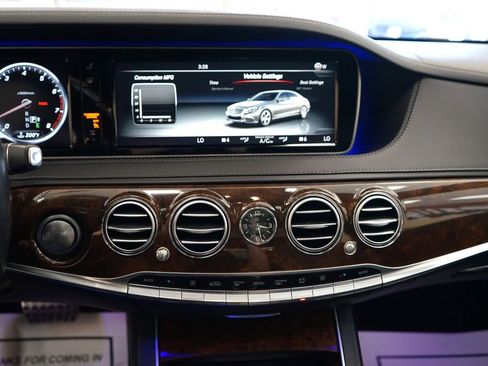 Used 2015 Mercedes-Benz S 550 4MATIC Sedan image 6