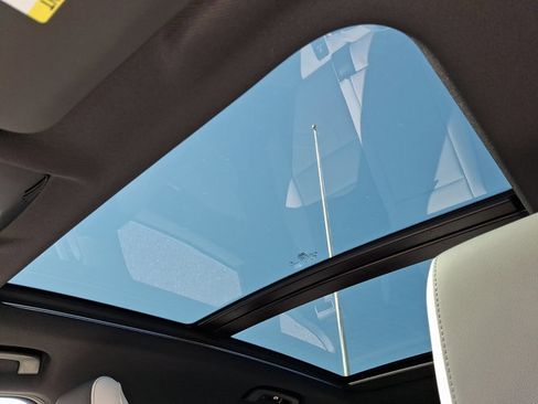 New 2026 BMW X1 xDrive28i w/ Technology Package image 8