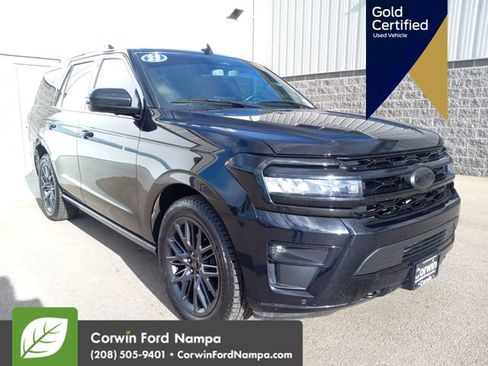 Used 2023 Ford Expedition Platinum image 1
