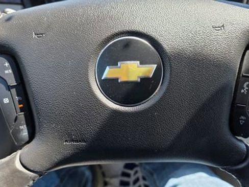 Used 2012 Chevrolet Impala LT FWD image 18