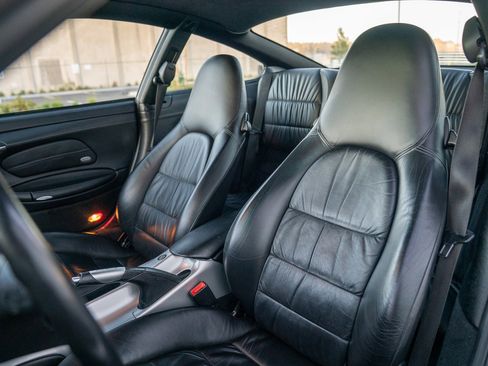 Used 2001 Porsche 911 GT3 RS image 5