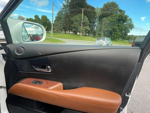 Used 2013 Lexus RX 350 AWD w/ Navigation Pkg image 33