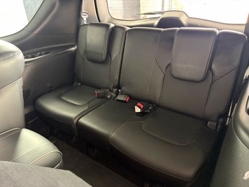 Used 2023 INFINITI QX80 Sensory w/ Cargo Package AWD/4WD image 6