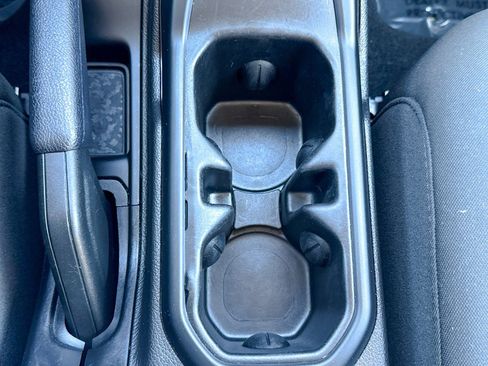 Used 2021 Jeep Wrangler Unlimited Sport image 33