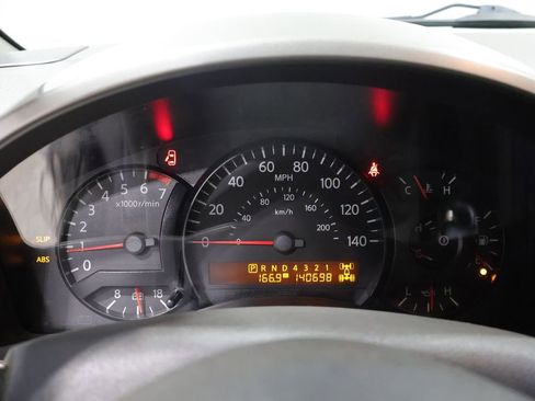 Used 2006 Nissan Titan SE AWD/4WD image 33