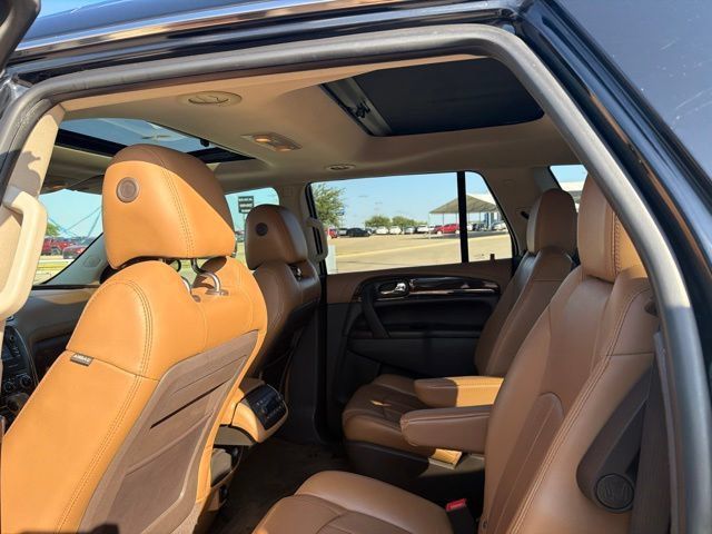 Used 2017 Buick Enclave Leather FWD image 10