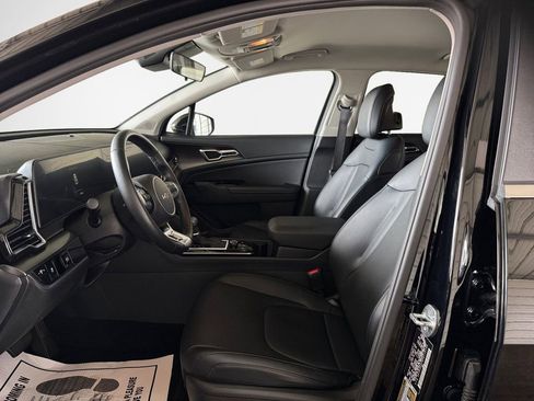 Certified 2023 Kia Sportage EX image 12