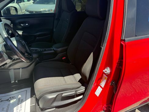 Certified 2023 Honda HR-V Sport image 33