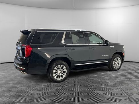 Used 2024 GMC Yukon Denali image 5