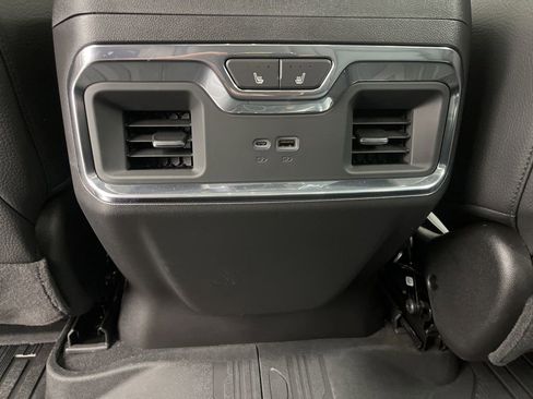 Used 2026 GMC Sierra 1500 Denali w/ Technology Package AWD/4WD image 23