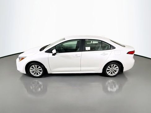 New 2026 Toyota Corolla LE image 4