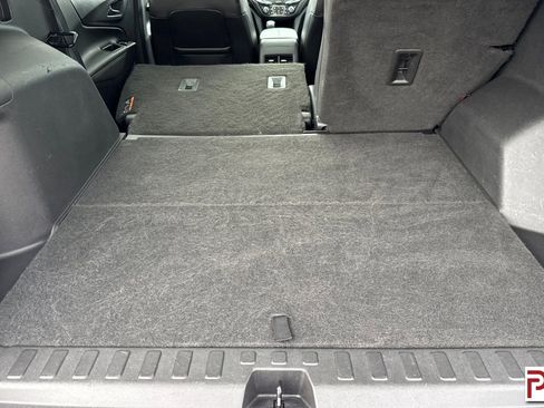 Certified 2022 Chevrolet Equinox Premier image 17