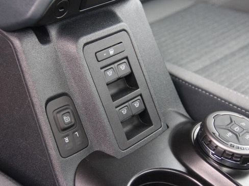 Used 2023 Ford Bronco Outer Banks image 28