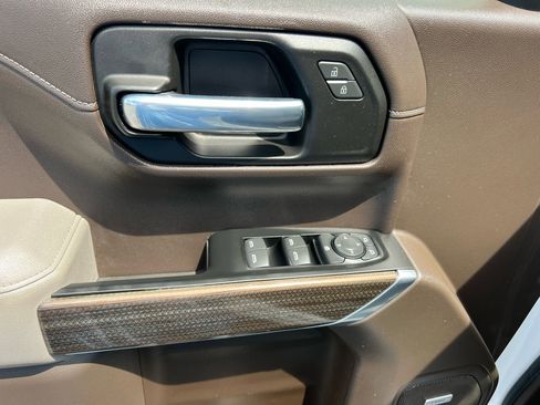 Used 2022 Chevrolet Silverado 1500 LT Trail Boss w/ Convenience Package II image 15