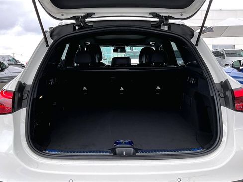 New 2026 Mercedes-Benz GLC 300 GLC 300 image 14