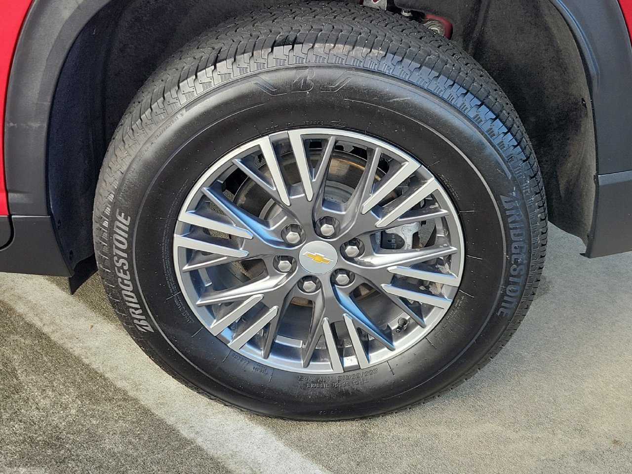 Certified 2026 Chevrolet Traverse LT FWD image 5