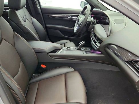 Used 2025 Cadillac CT5 V w/ LPO, ONYX Package image 23