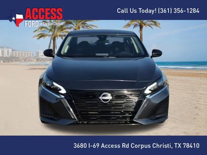 Used 2024 Nissan Altima 2.5 SV
