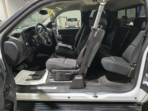 Used 2013 Chevrolet Silverado 2500 LT w/ Z71 Appearance Package AWD/4WD image 35