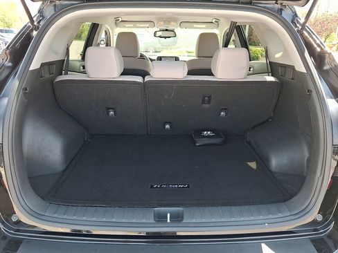 Used 2021 Hyundai Tucson Value w/ Cargo Package AWD/4WD image 30