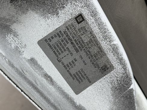 Used 2017 GMC Savana 2500 image 10