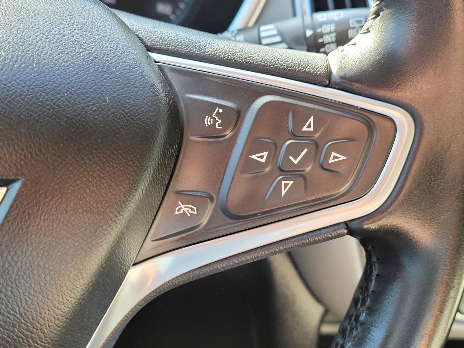 Used 2022 Chevrolet Equinox LT FWD image 32