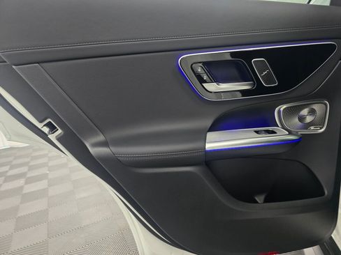 New 2026 Mercedes-Benz GLC 300 4MATIC image 19