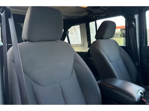 Used 2016 Jeep Wrangler Unlimited Sport w/ Quick Order Package 23S image 19