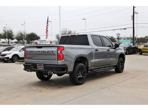 Used 2024 Chevrolet Silverado 1500 LT Trail Boss w/ Convenience Package II image 5