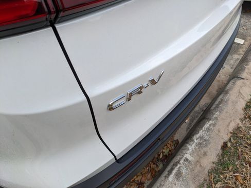 Used 2024 Honda CR-V EX-L image 12