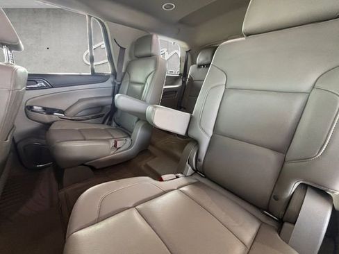 Used 2020 GMC Yukon SLT w/ Open Road Package RWD image 28