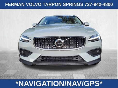 New 2026 Volvo V60 B5 Cross Country Plus w/ Protection Package Premier image 4
