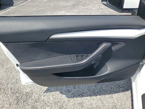 Used 2023 Tesla Model 3 Standard Range RWD image 10