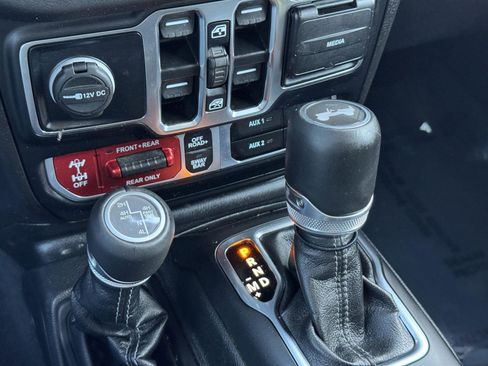 Certified 2024 Jeep Wrangler Unlimited Rubicon image 20