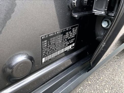 Certified 2024 Honda HR-V LX image 14
