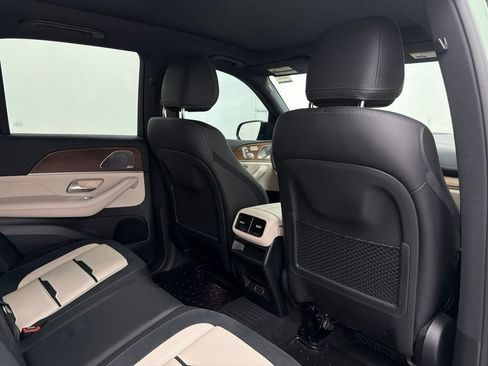Certified 2026 Mercedes-Benz GLE 53 AMG 4MATIC image 31