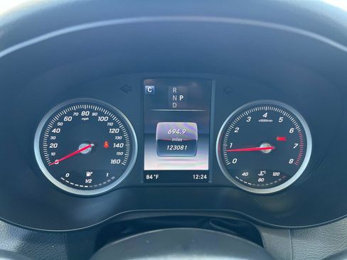 Used 2016 Mercedes-Benz GLC 300 image 11