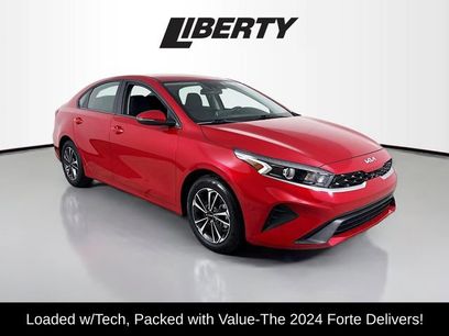 Used 2024 Kia Forte LXS w/ LXS Technology Package